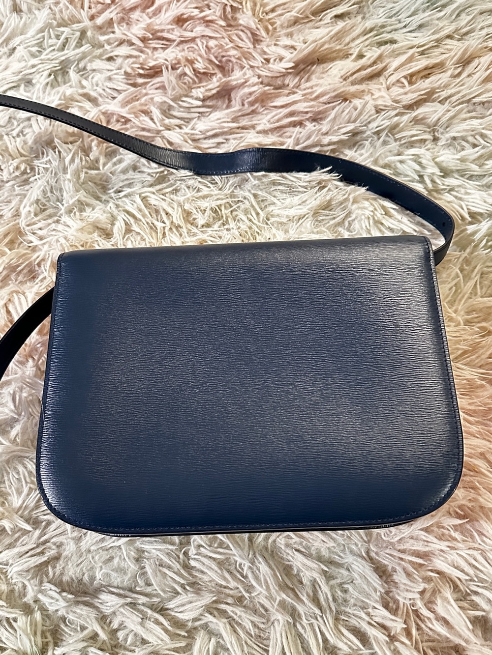 Celine Classic Box Medium Shoulder Leather Bag in Blue - Picture 5 of 16